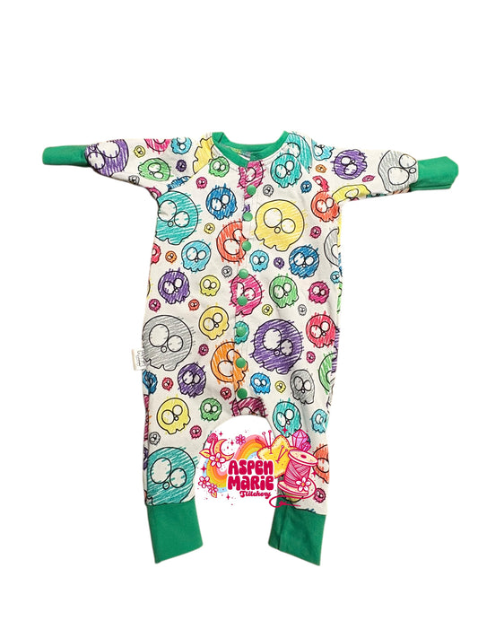 Size NB-3m Rainbow Skull Romper