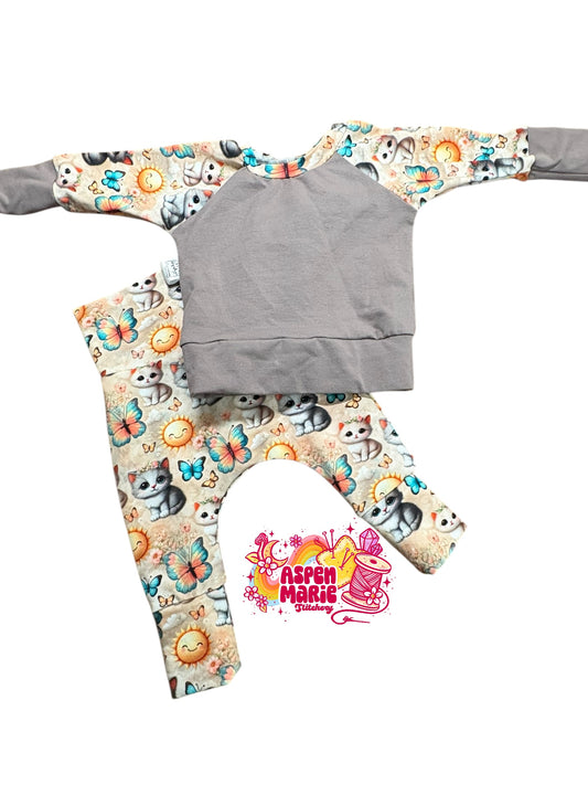 Size NB-6m Kitty Crew & Joggers