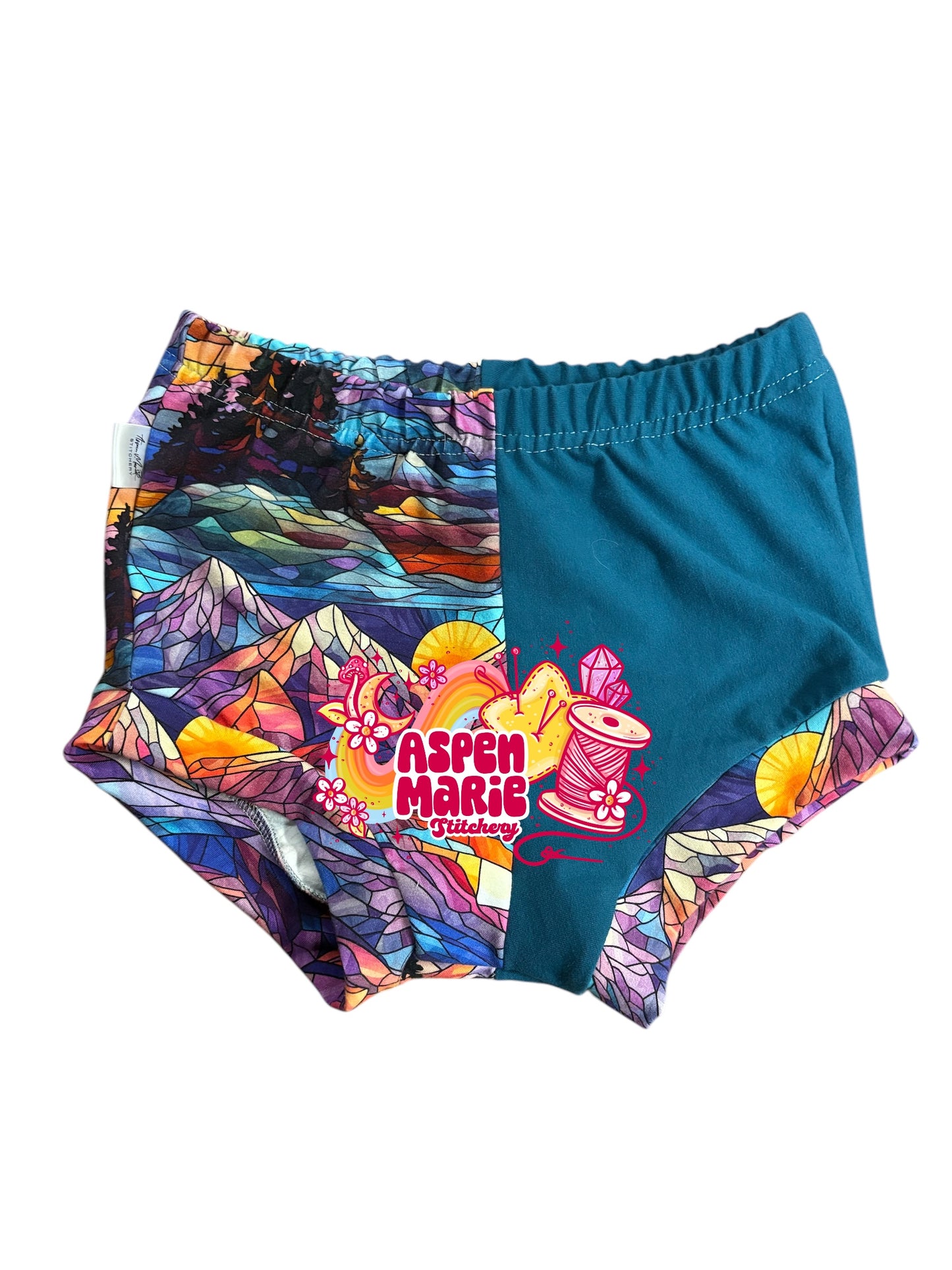 Size 7/8 Stained Glass Mountain Shorties
